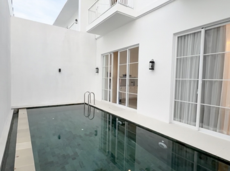 Villa Complex in Serene Umalas