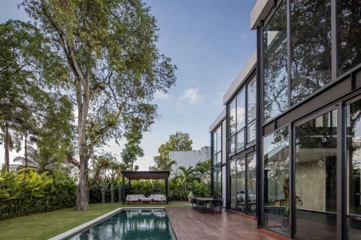 5-Bedroom Luxury Villa for Rent in Umalas