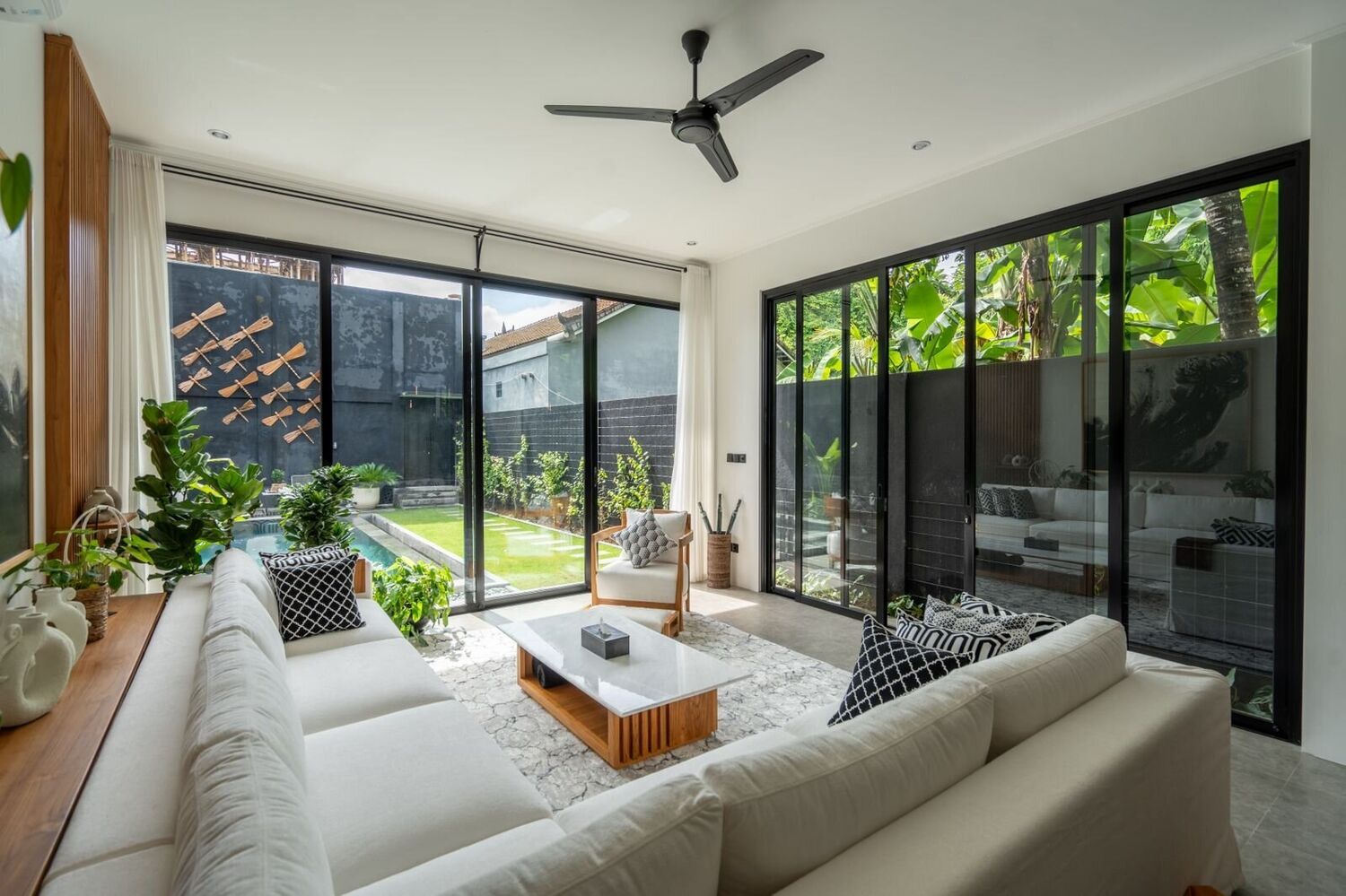 Vila 3 Kamar Tidur Baru di Tumbak Bayuh