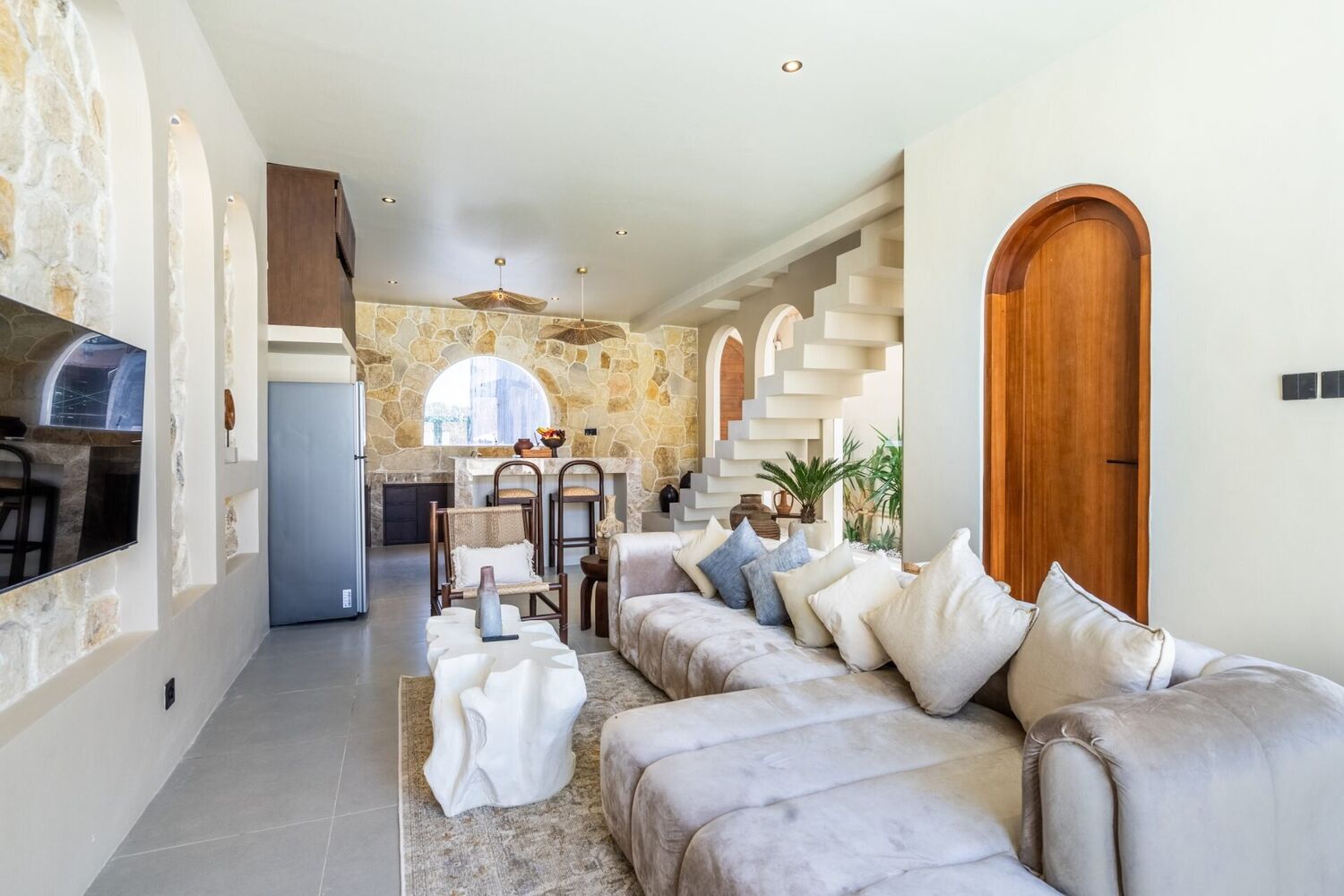 Vila Mediterania 2 Kamar Tidur di Pererenan