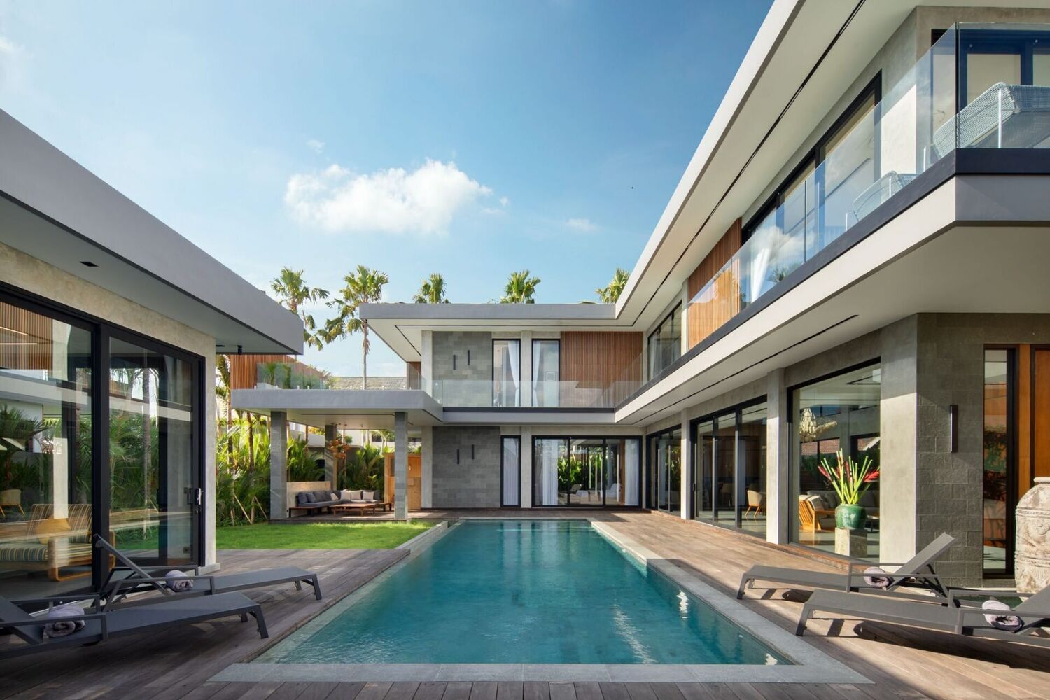 Modern Contemporary 4-Bedroom Villa for Rent Monthly/Yearly in Umalas — Property ID FA817