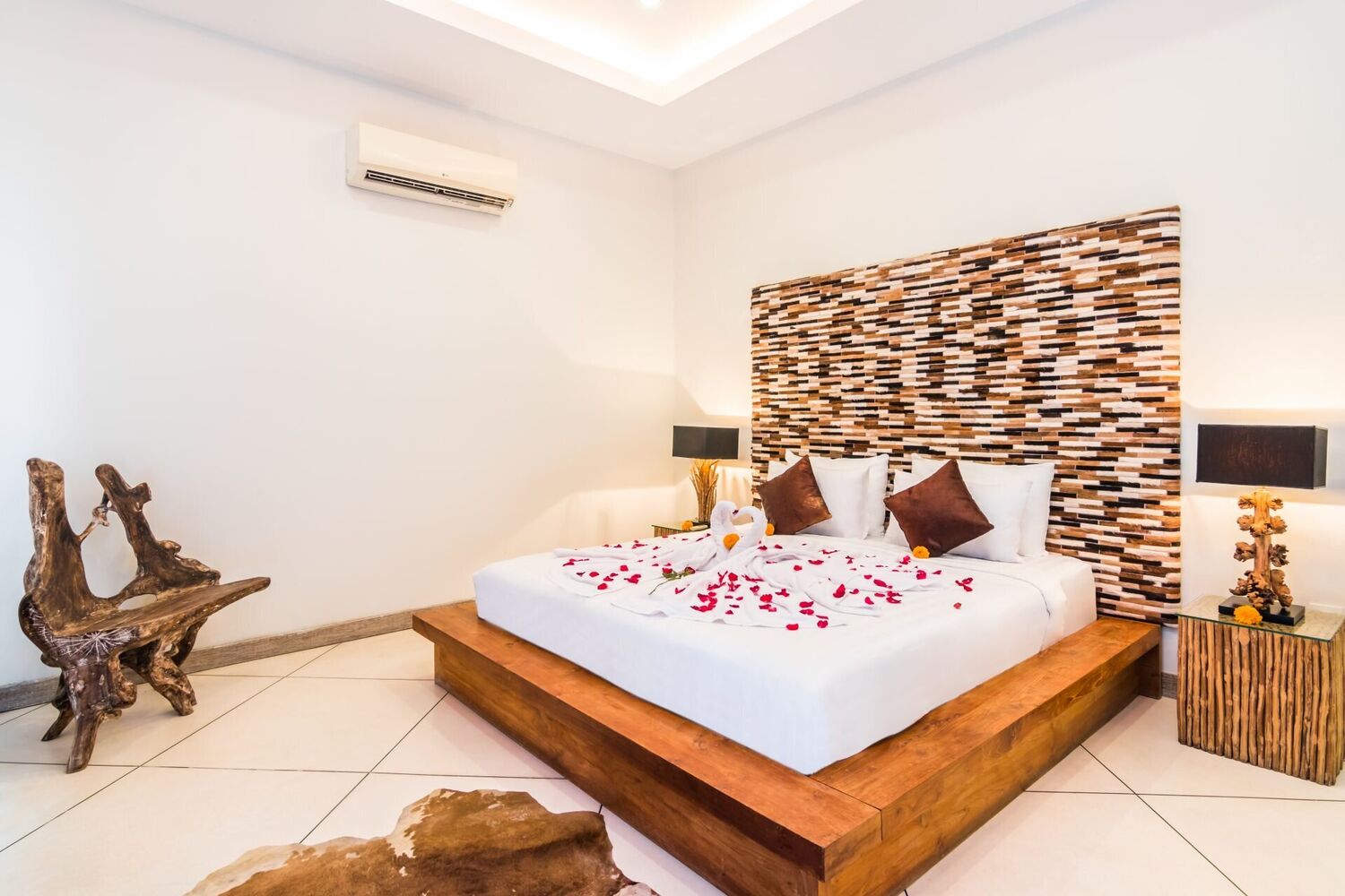 Stylish 2-Bedroom Villa for Sale in Seminyak – Prime Location Near Oberoi — Property ID DI814