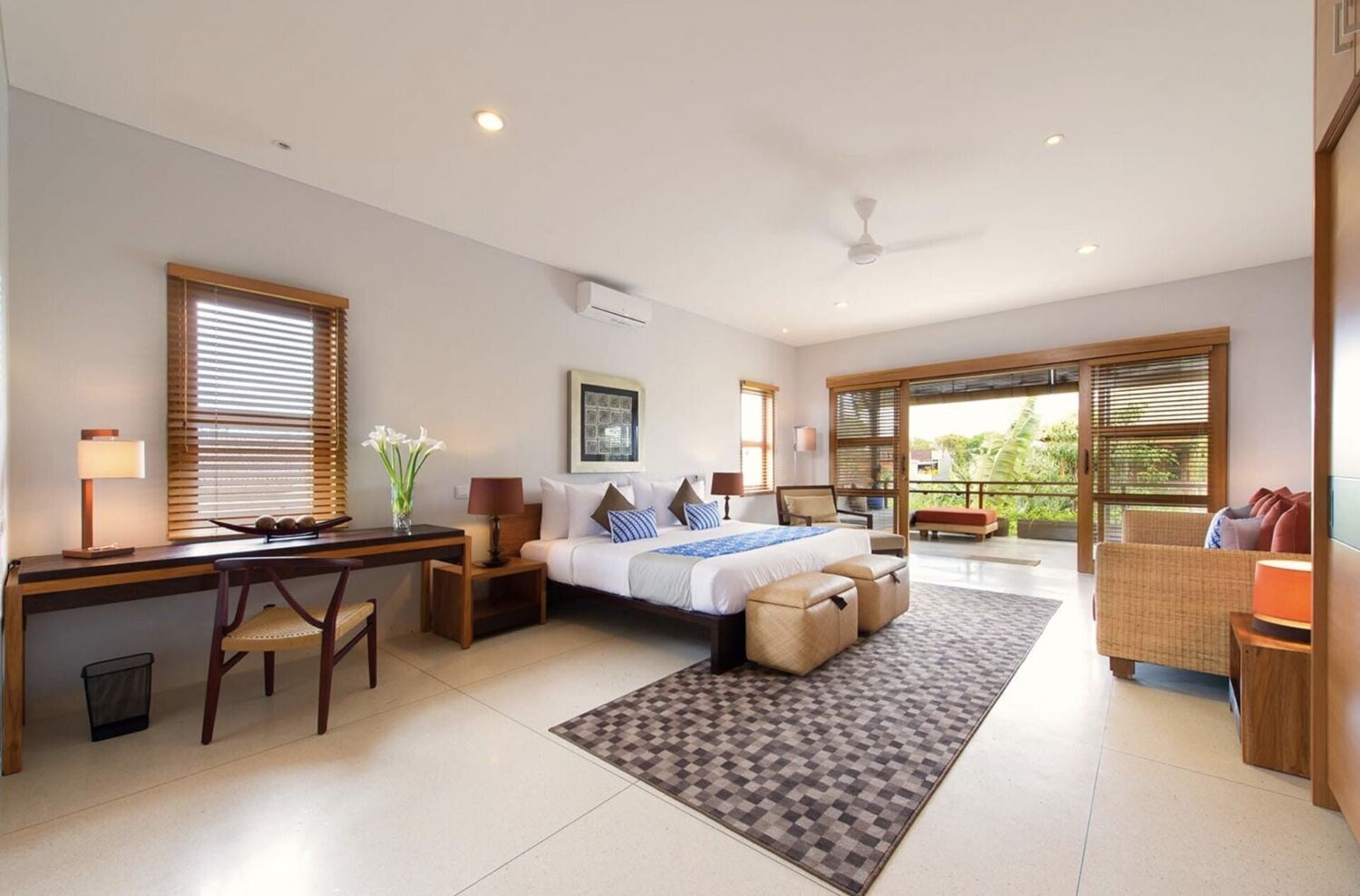 Elegant 4-Bedroom Freehold Villa in Bali for Sale, in Seminyak – Traditional Luxury Just Steps from the Beach — Property ID JU803