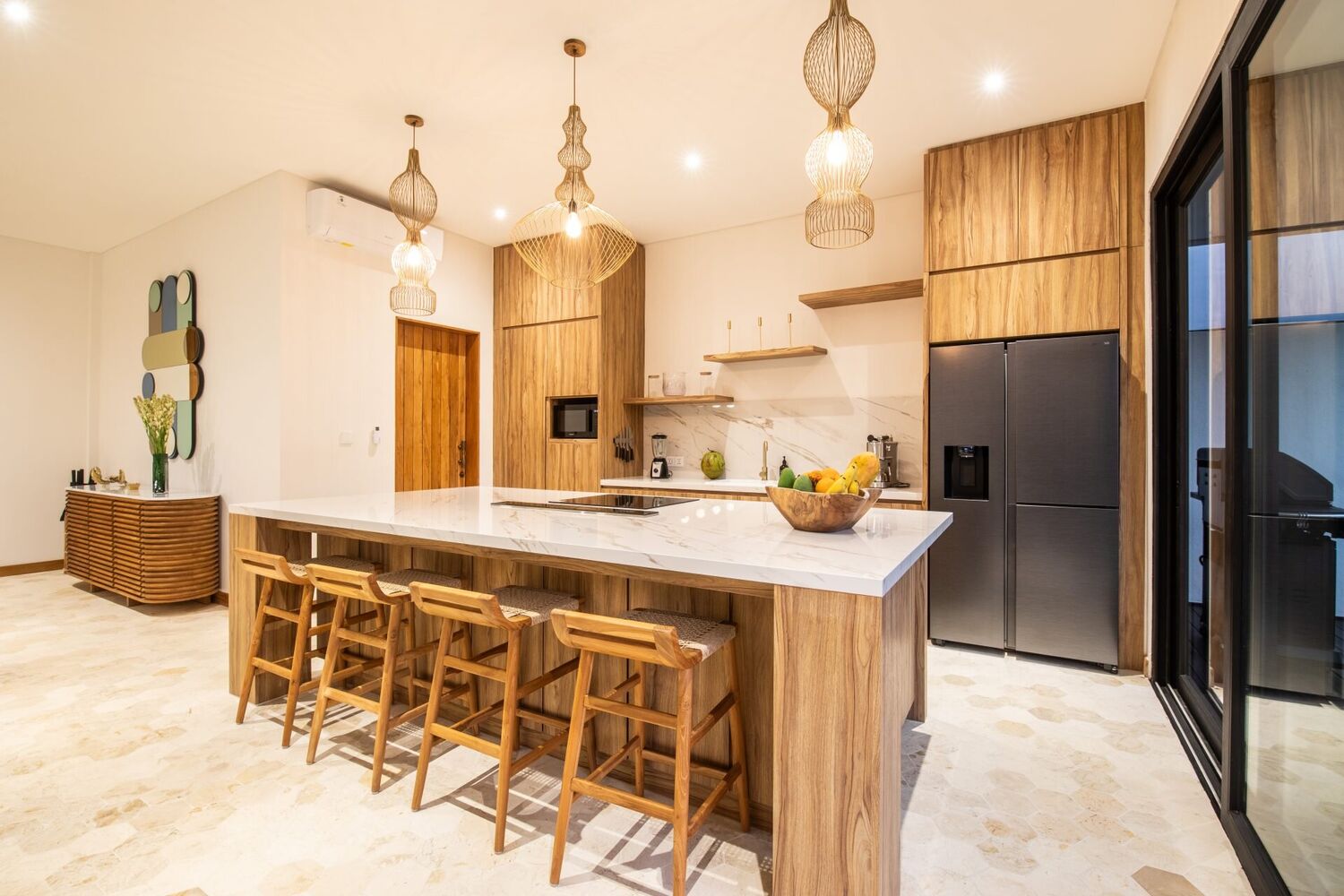 Umalas Elegance A Refined Five-Bedroom Designer Villa — Property ID CY864
