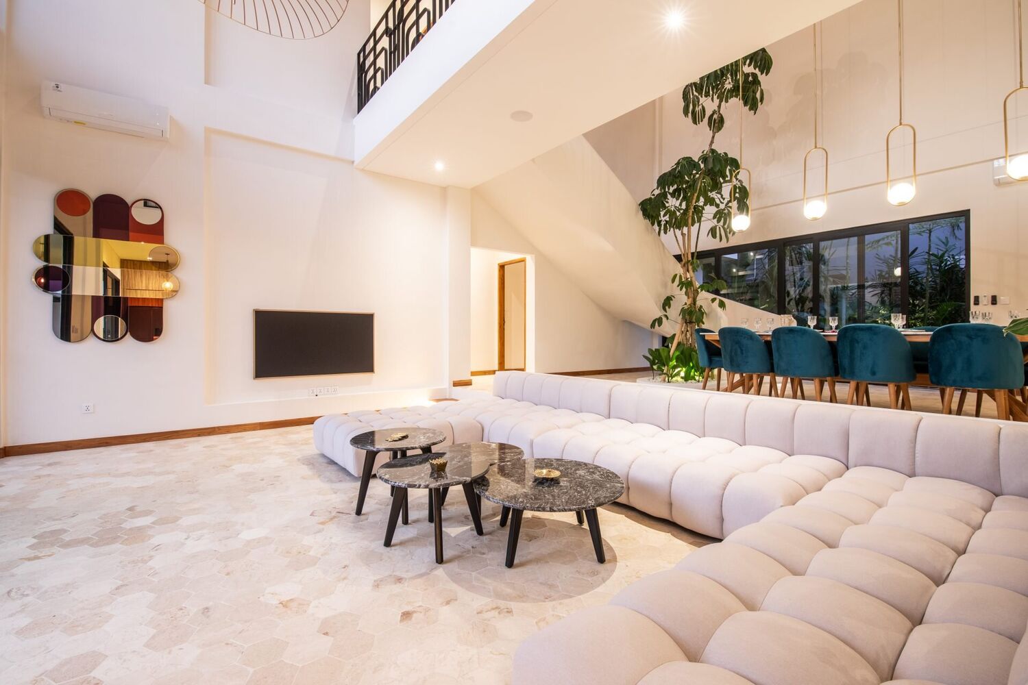 Umalas Elegance A Refined Five-Bedroom Designer Villa — Property ID CY864