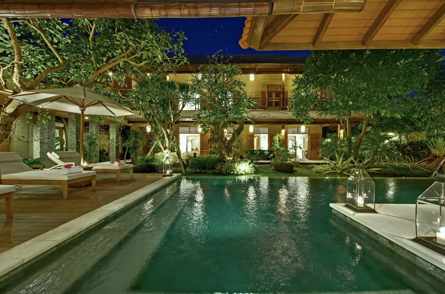 Elegant 4-Bedroom Freehold Villa in Bali for Sale, in Seminyak – Traditional Luxury Just Steps from the Beach — Property ID JU803
