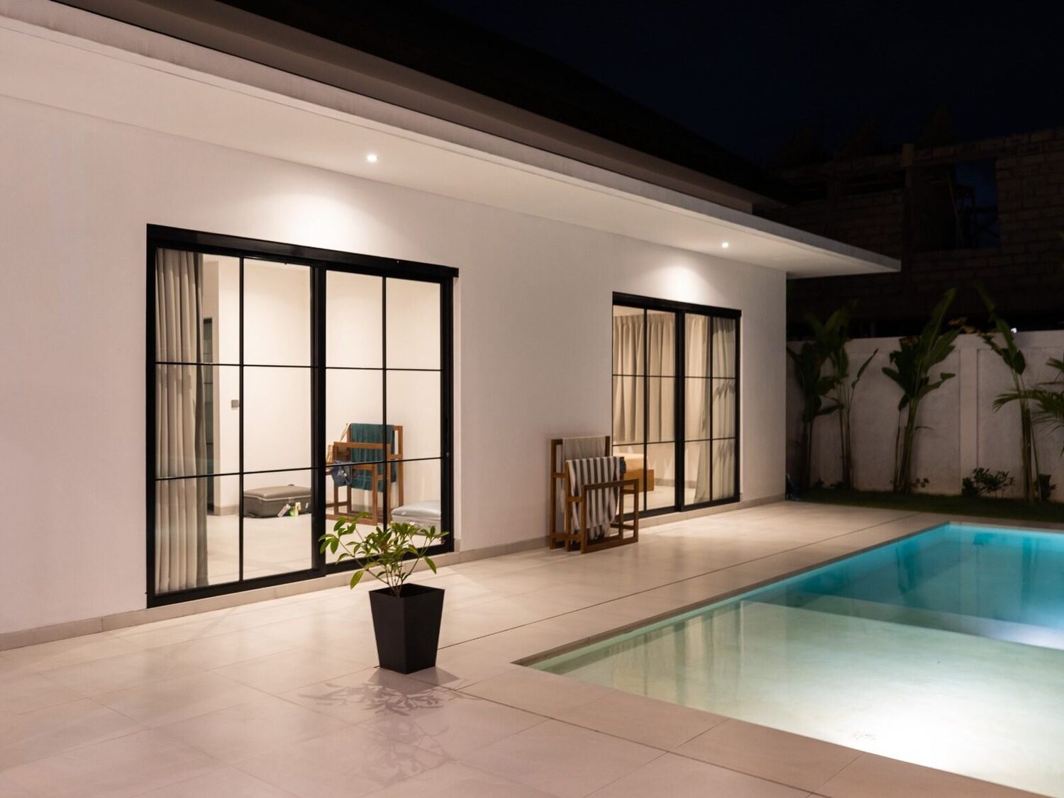 Luxury 4-Bedroom Villa in Seminyak – Available for 1 Year, Open to Long Lease  — Property ID DE881