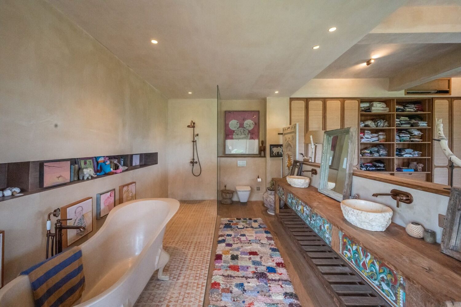 Spanish-Inspired 6-Bedroom Mansion in Tumbak Bayuh, Bali — Property ID KH909