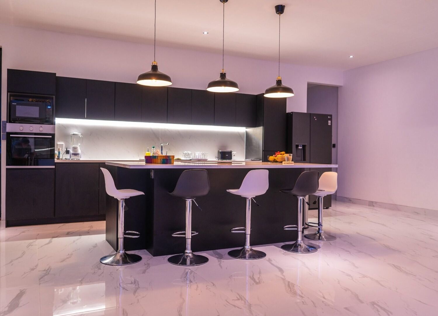 Luxury 4-Bedroom Villa in Seminyak – Available for 1 Year, Open to Long Lease  — Property ID DE881