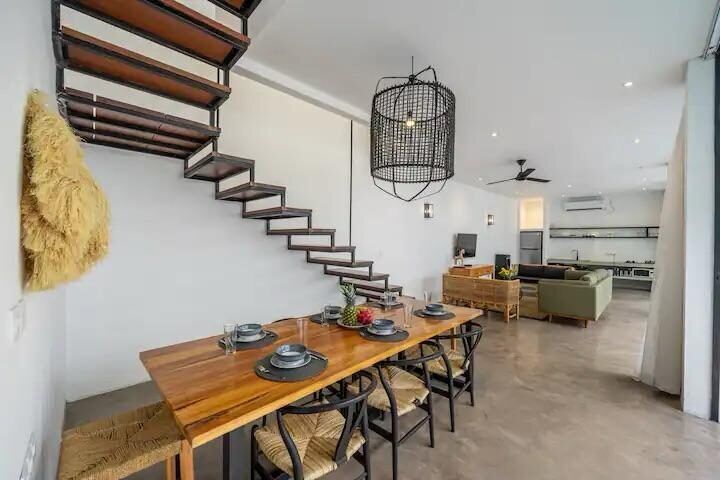 3 Bedrooms Villa in Canggu – 5 Mins Drive to Finn’s Beach Club, 10 Mins Walk to Montessori School — Property ID DE892