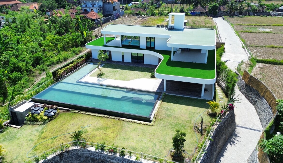 4-Bedroom Villa with Panoramic Views