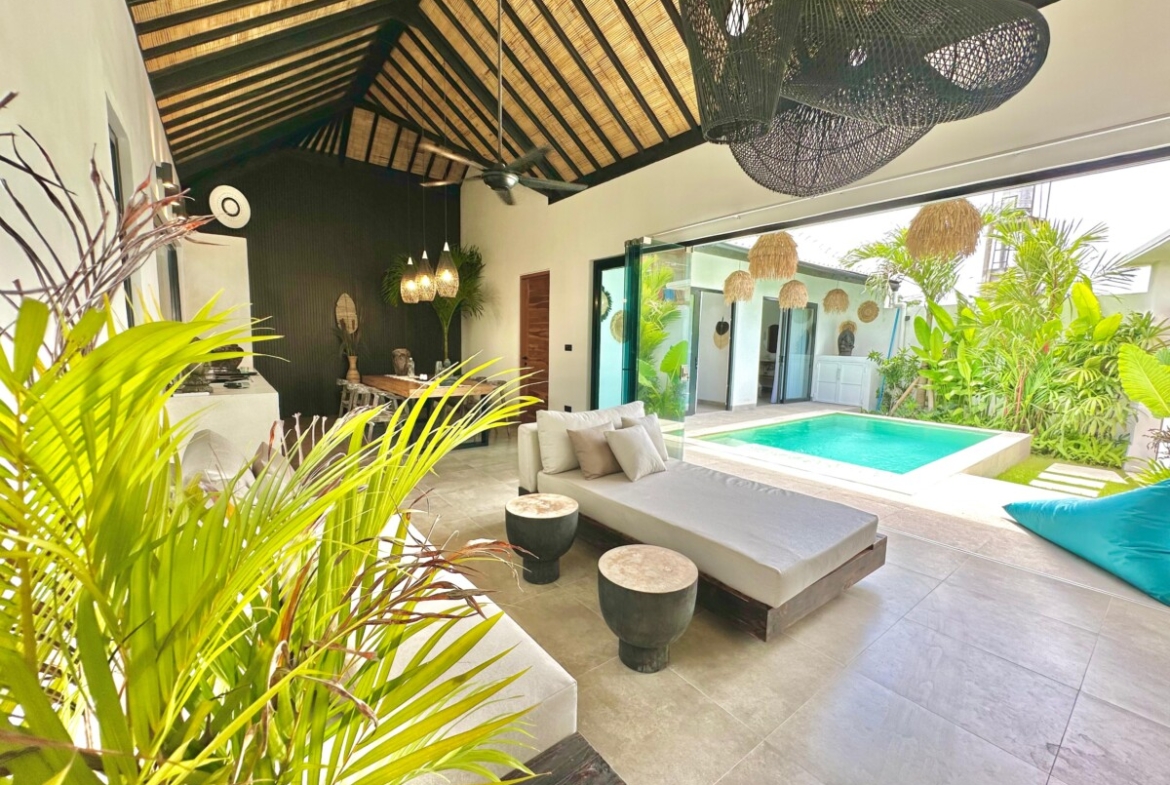 Modern Fully Furnished 2-bedroom Villa with Tropical Garden and Private Pool — Property ID DI912