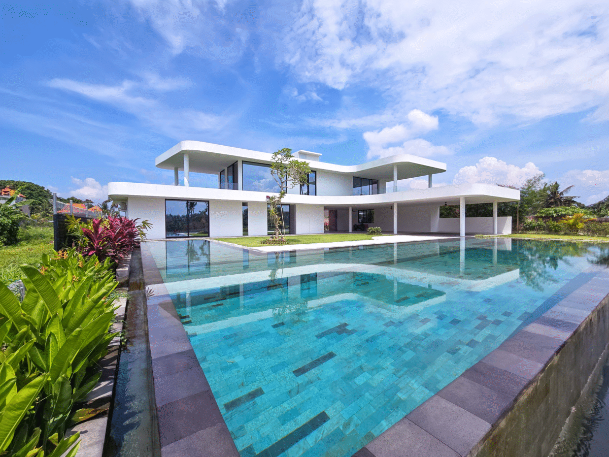 Elevated 4-Bedroom Villa with Panoramic Views and Bali’s Largest Private Pool — Property ID SC830