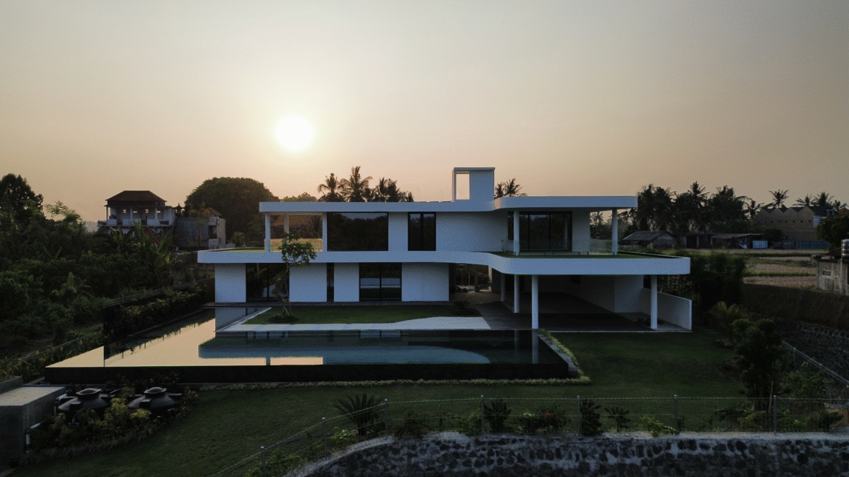 Elevated 4-Bedroom Villa with Panoramic Views and Bali’s Largest Private Pool — Property ID SC830