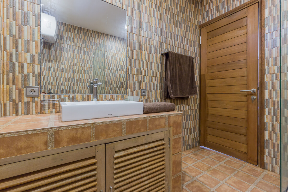 Elegant 2-Bedroom Villa for Sale in Prime Seminyak Location – Steps from Double Six Beach — Property ID NF596