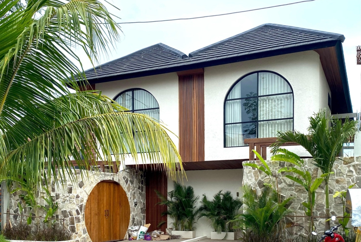 Elegant 2 Bedroom Tropical Villa in Ungasan | Stylish Design, Prime Location — Property ID A933