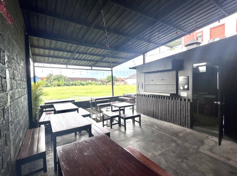 Turnkey Cafe or Bar Space for Sale in Canggu Center – Leasehold — Property ID JU972
