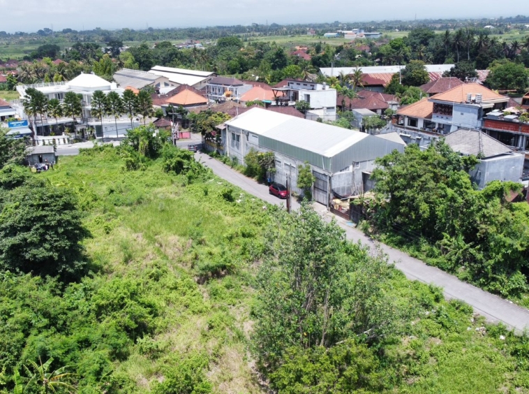 Tanah Perumahan Hak Milik di Cepaka yang Tenang Berbatasan dengan Munggu