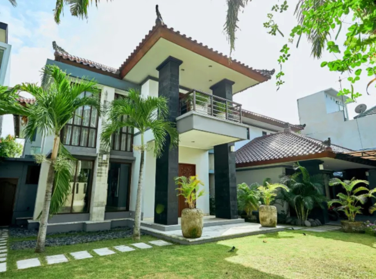 Freehold Villa for Sale near Seminyak 