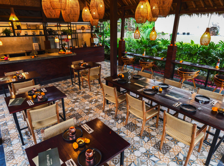 4 Vila dan Restoran Dijual di Peliatan