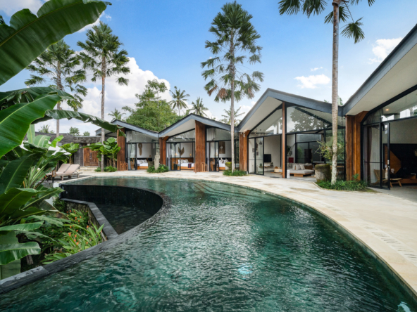 Luxury 6 Bedrooms Villa in Ubud for Sale