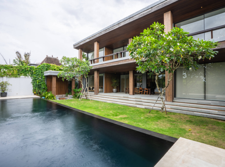 Luxury Villa for Sale in Tumbak Bayuh